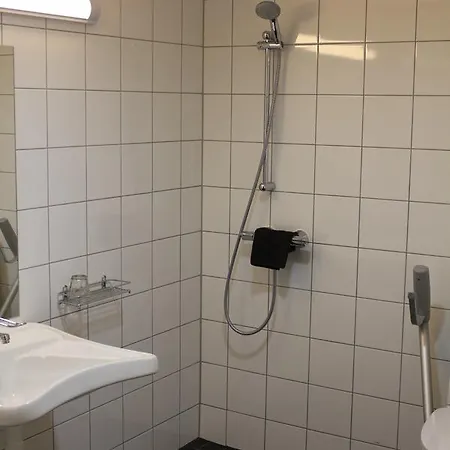 Tuhamaee Hostel